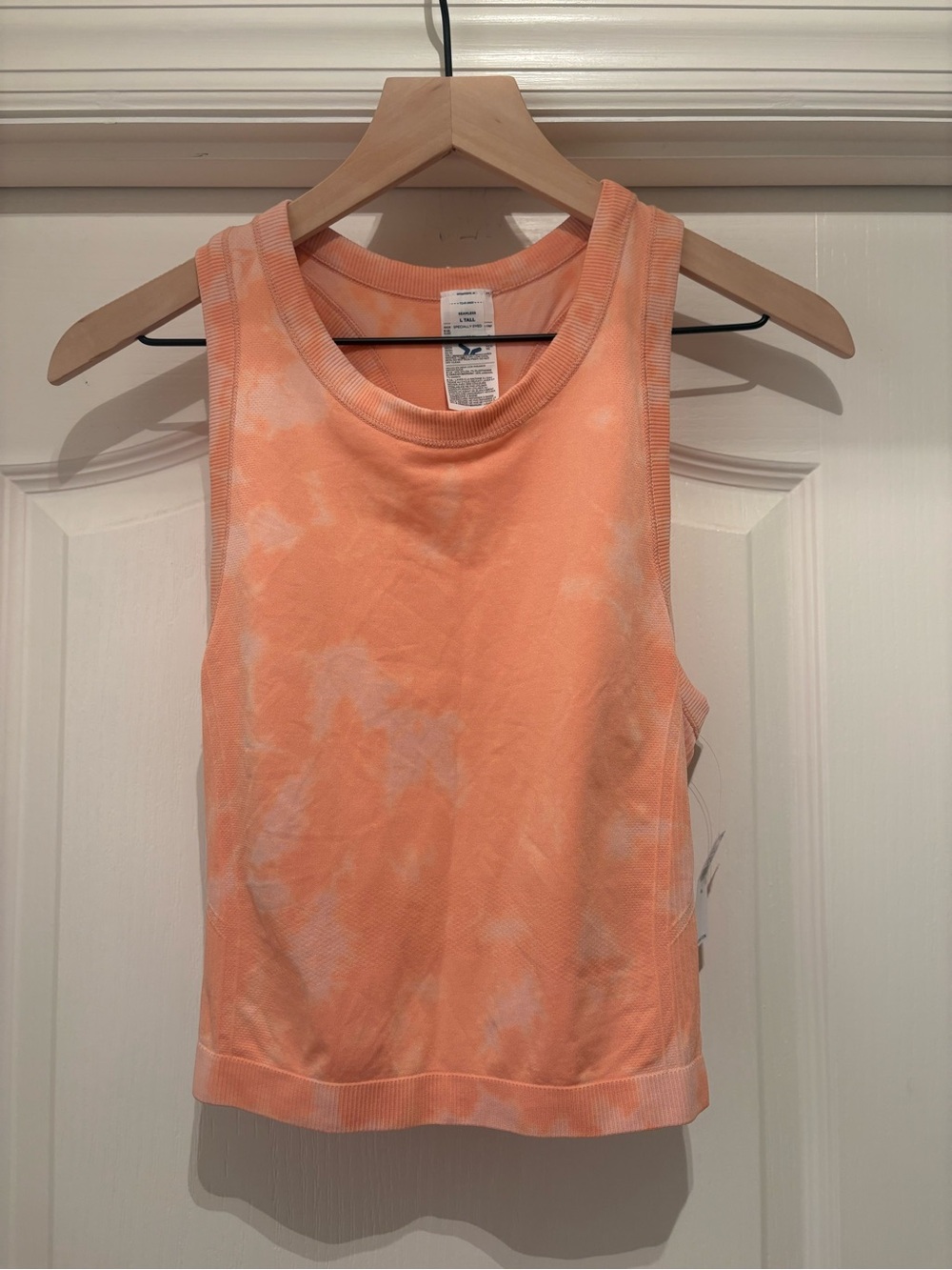 Women’s Old Navy Fluid Seamless fitted crop tank top L Tall NWT
